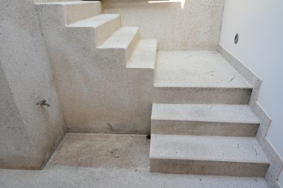 Safety Features To Include In Concrete Walks And Steps